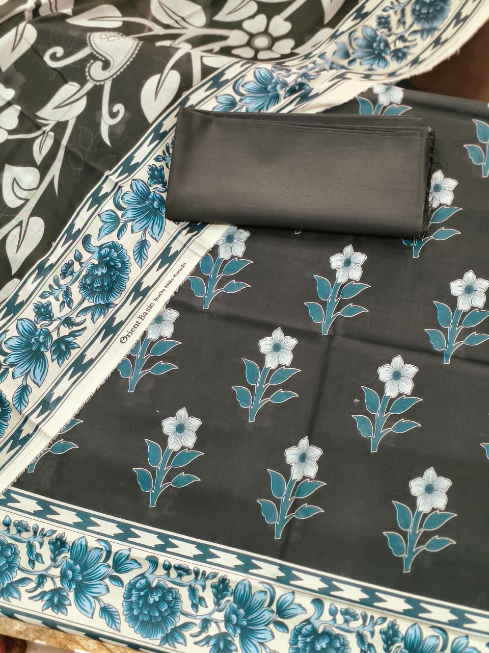 Orient Printed Lawn 3 Piece Suit for Women – Premium Summer Collection