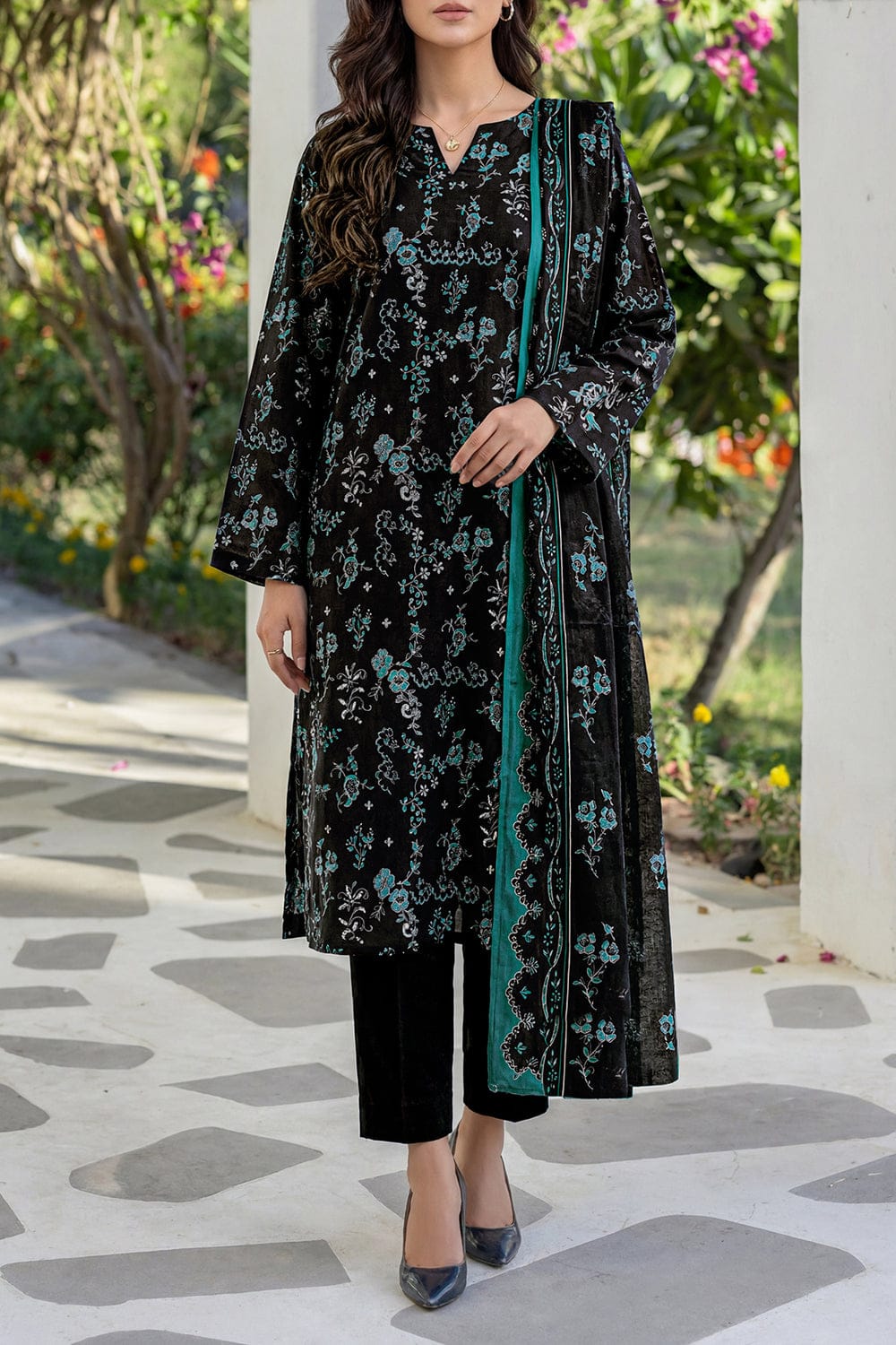 SAYA Unstitched Printed Lawn U01-26152-P02A